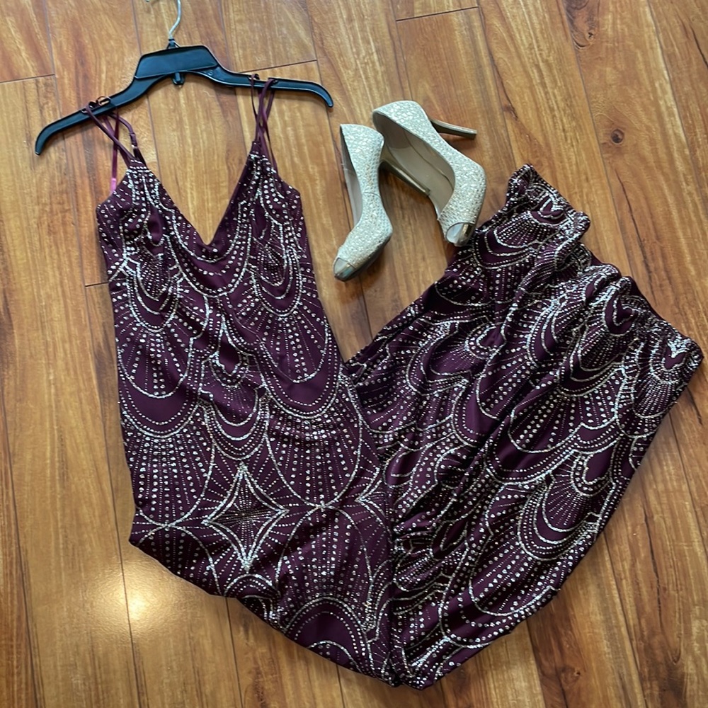 Gorgeous burgundy with gold glitter gown